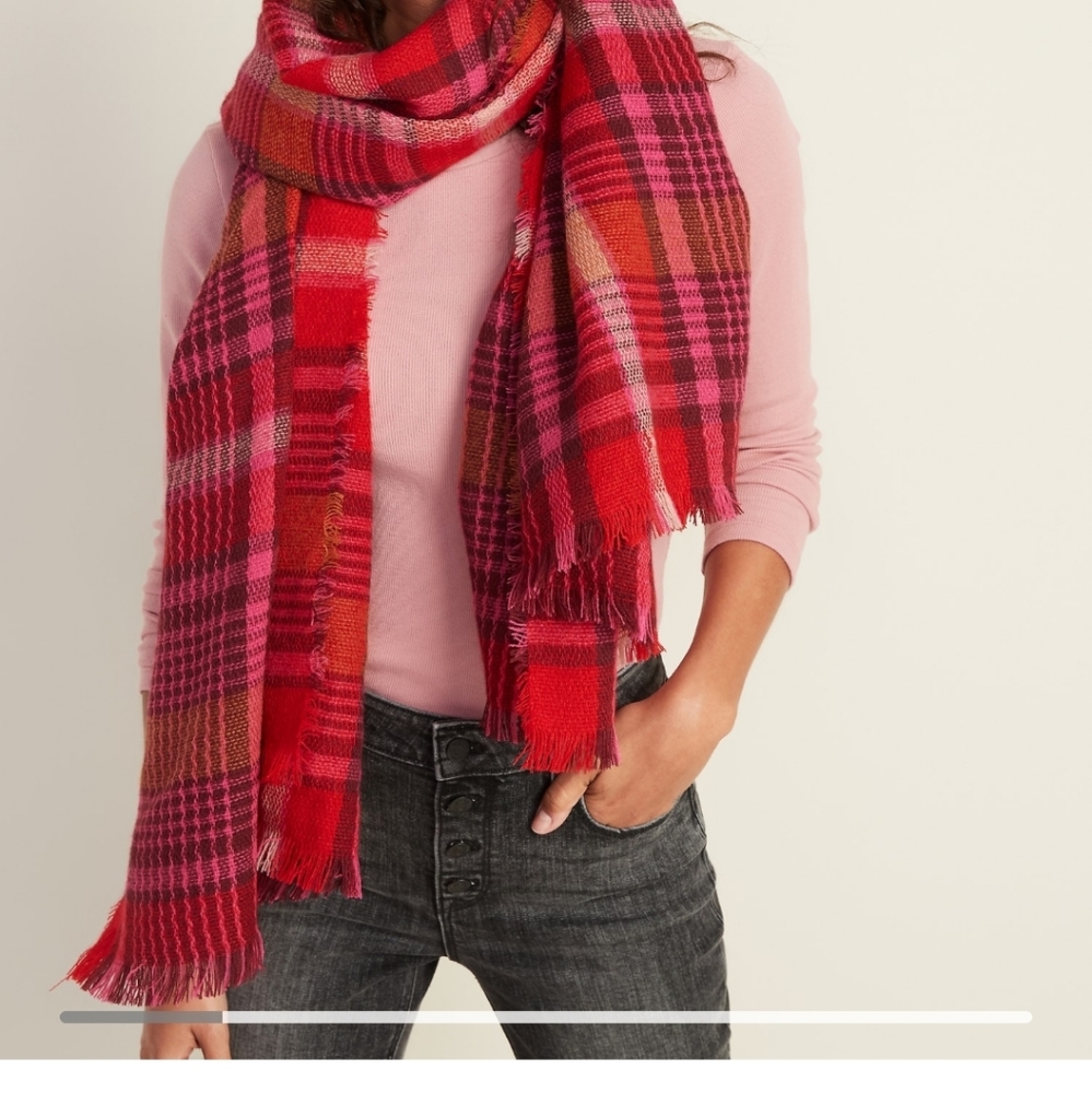 Old Navy NWT blanket scarf